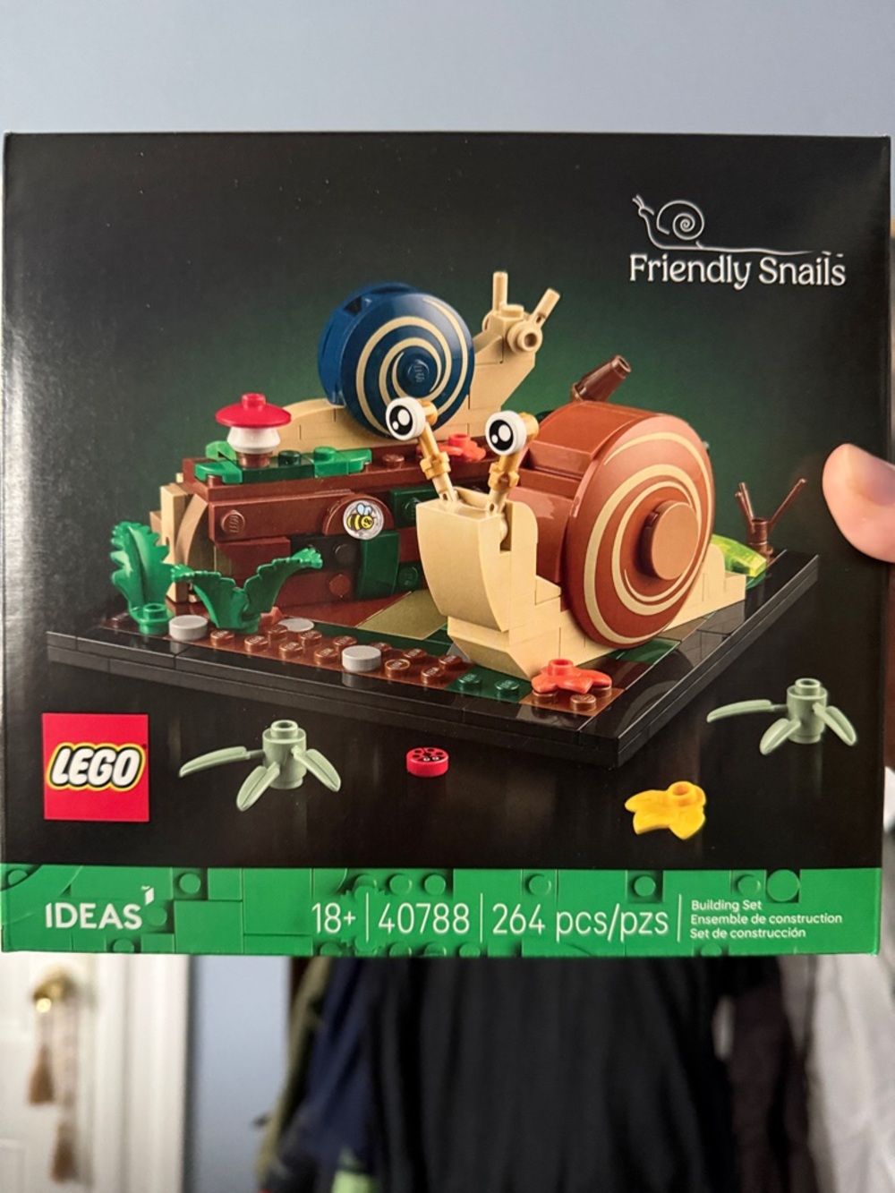 NIB LEGO Friendly Snails 40788